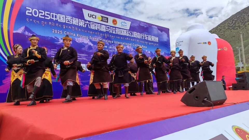 村文艺演出, 路自行车极, com 村文艺演出, 路自行车极, com