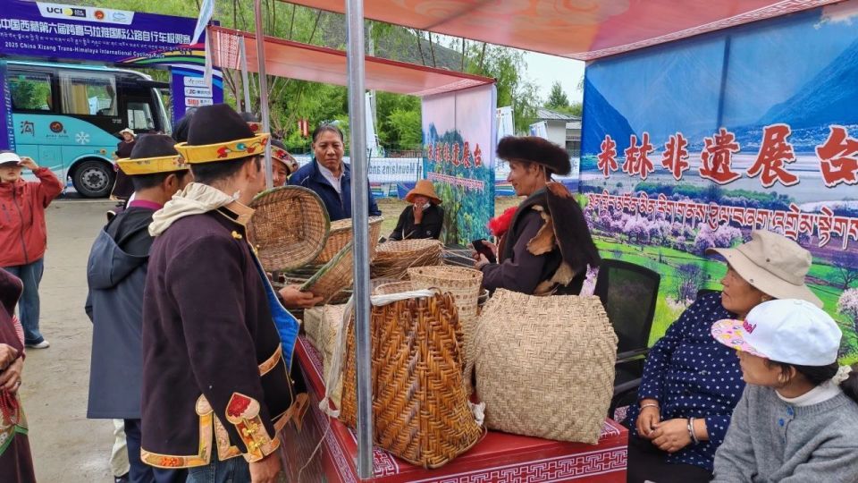 丰富的文化, 近距离感受 丰富的文化, 近距离感受