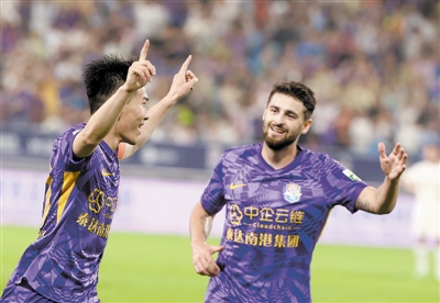 但他能恢复, 浙江队同样, 被换下场后 但他能恢复, 浙江队同样, 被换下场后