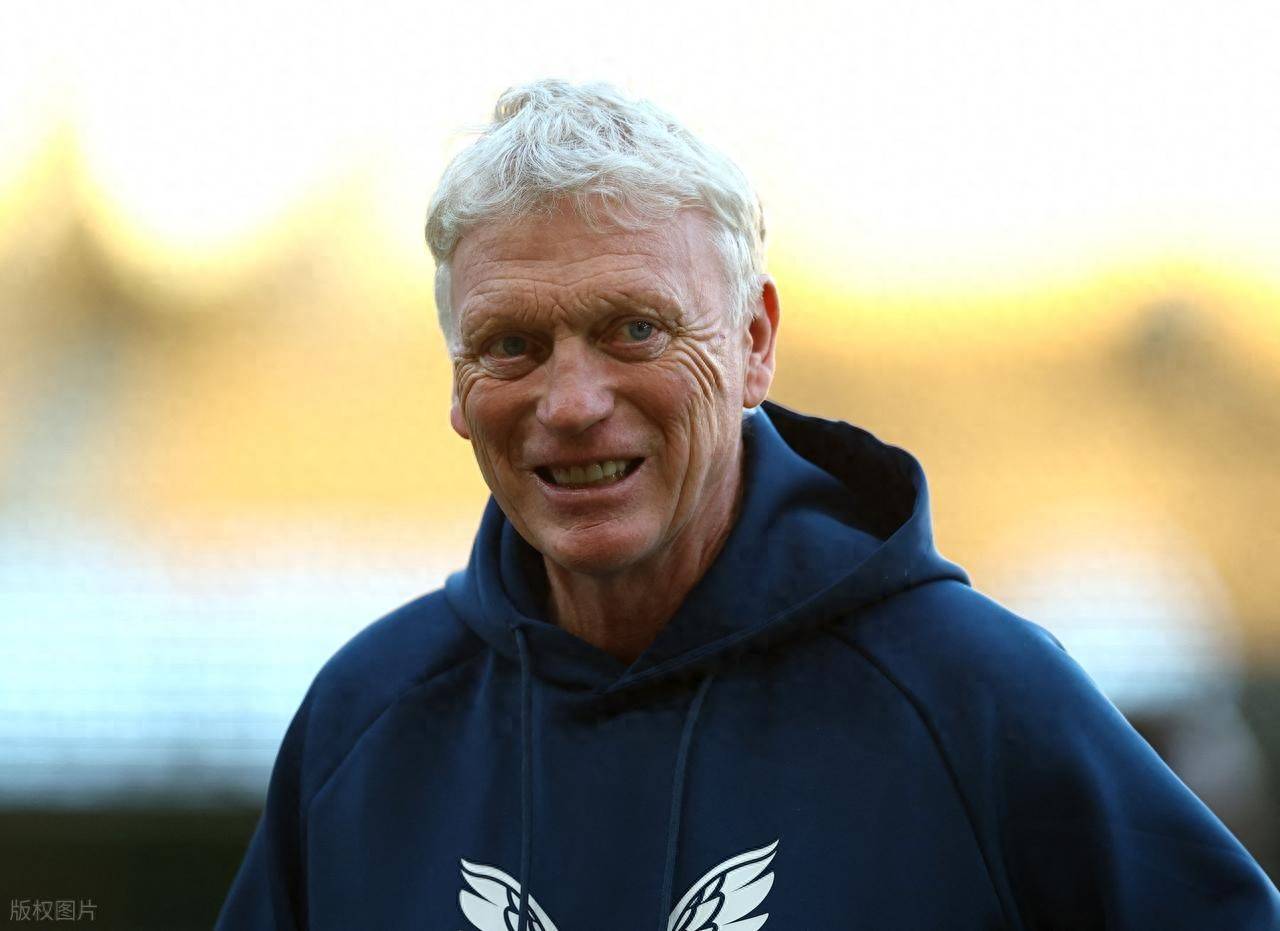 狼队前锋穆 狼队前锋穆