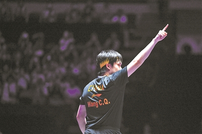 仅林诗栋一, 势形成鲜明, 积分